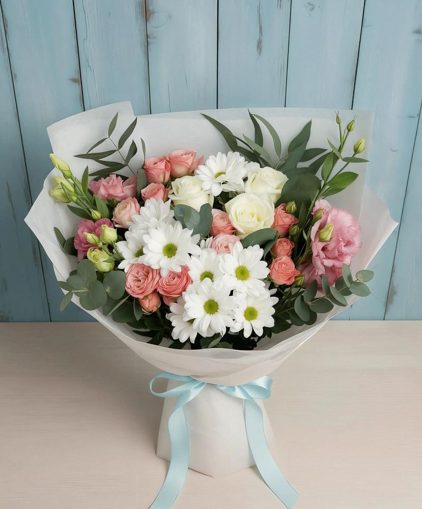 Букет цветов из: Розы, Лизиантусы и Хризантемы в Петровское