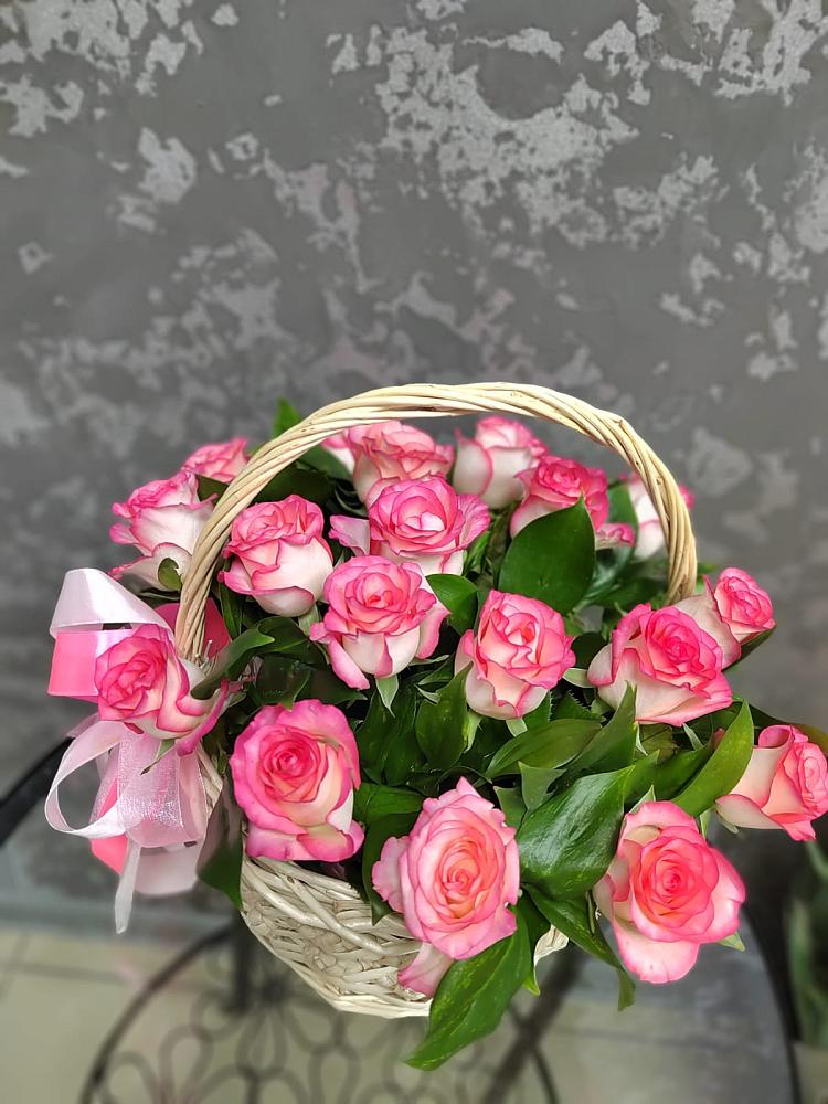 Цветочная композиция из Розы в корзине в Петровское