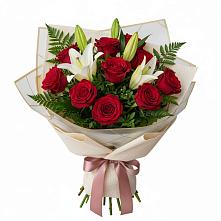 Букет цветов из:  Лилии и Розы в Петровское