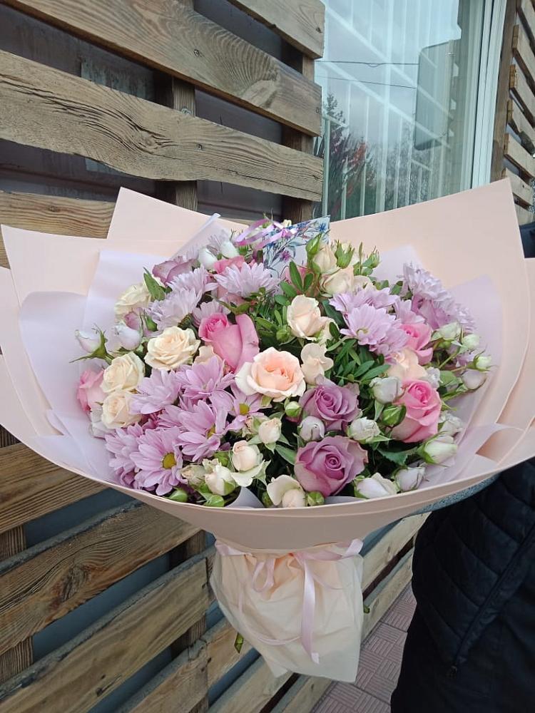 Букет цветов из: Розы и Хризантемы в Петровское