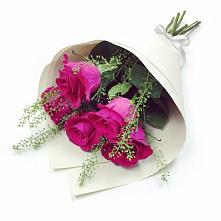 Букет цветов из:  Розы в Петровское