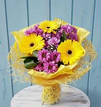 Букет цветов из:  Хризантемы и Герберы в Петровское
