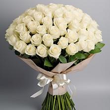 Букет 101 беля роза Белоснежка в Петровское